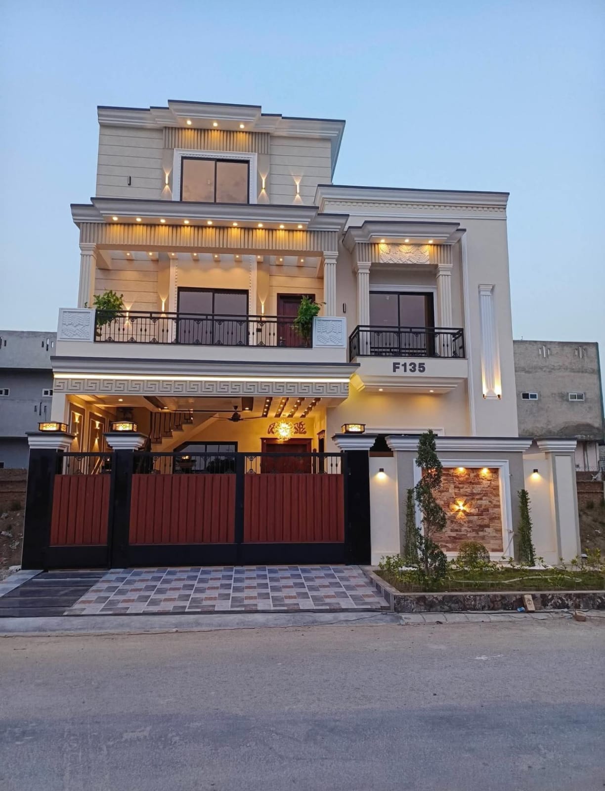 10 Marla Triple Storey Fresh House For Sale New Defence View Phase 2 Dera Ghazi Khan - Zatimakan.com