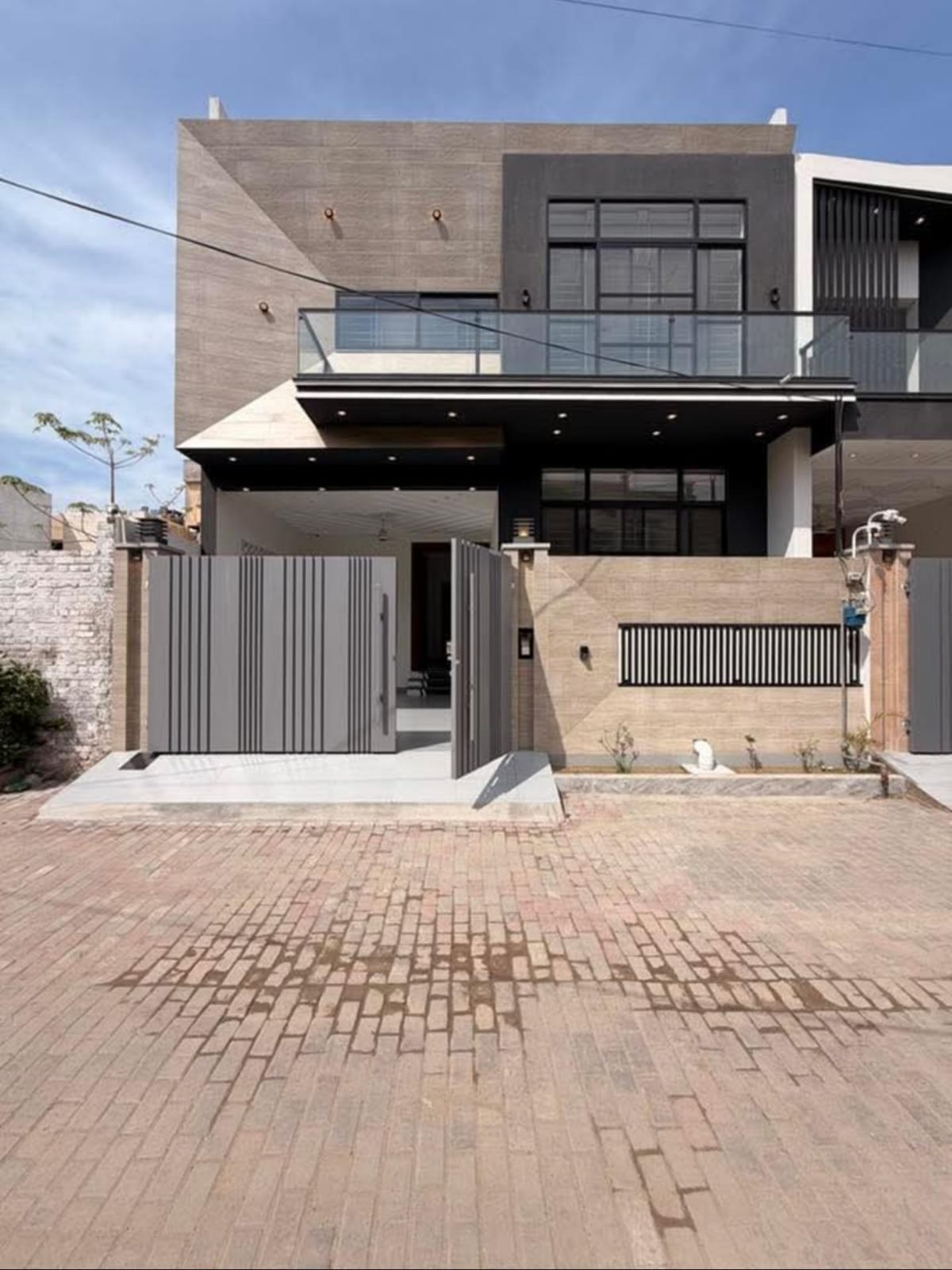 7 Marla Brand New Double Storey Luxury House for Sale - Shadman Colony, Gujrat