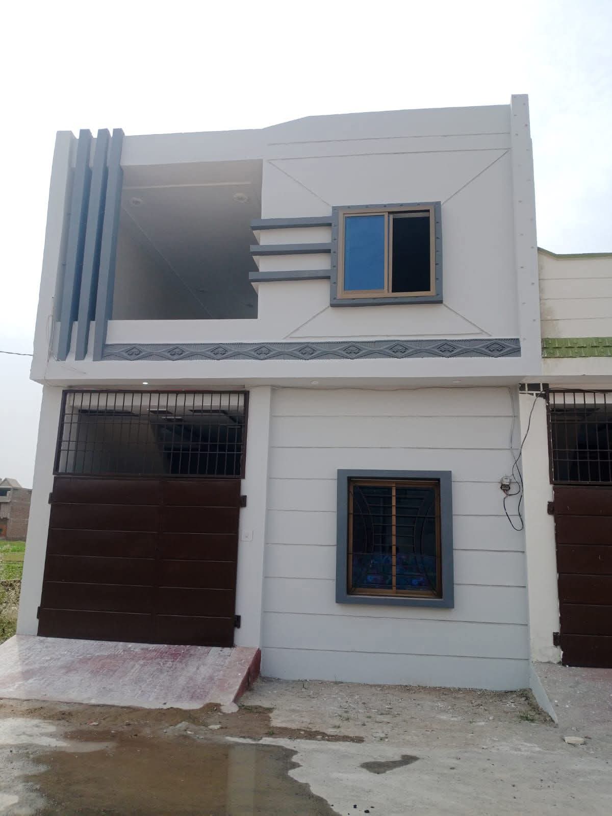 3.5 marly duble store house far sale