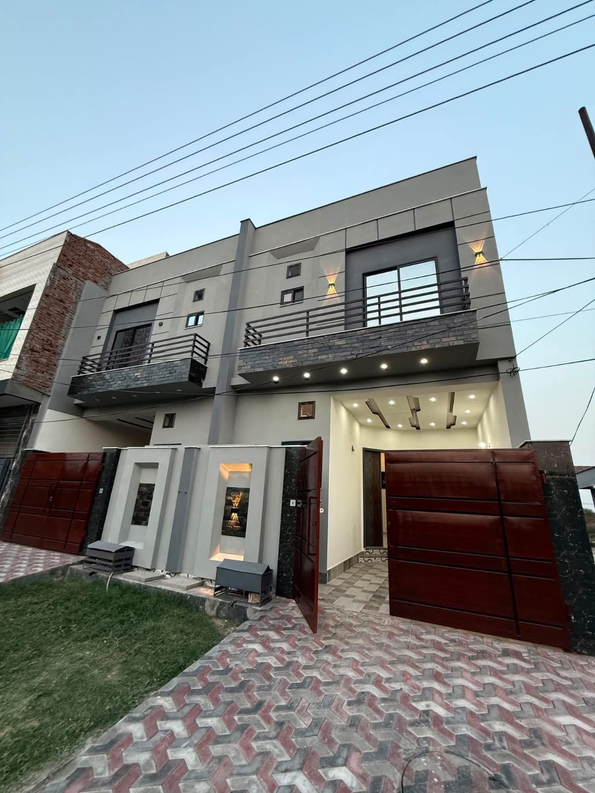 Brand-New 2.75 Marla Double-Storey Duplex House Available