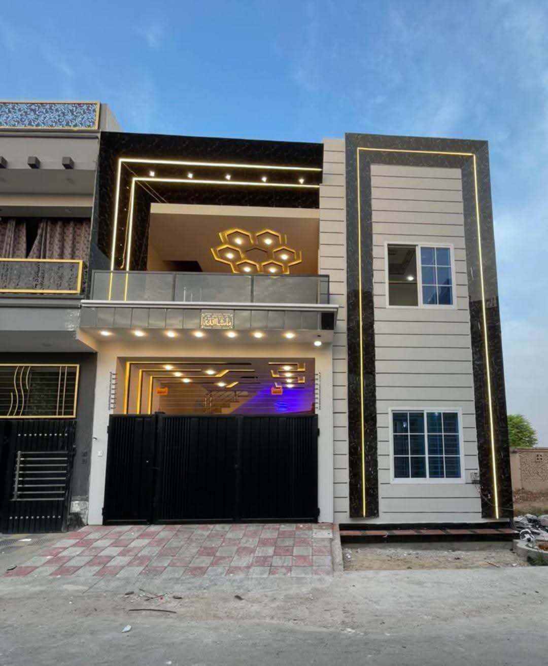 4  𝐌𝐚𝐫𝐥𝐚 𝐁𝐞𝐚𝐮𝐭𝐢𝐟𝐮𝐥 𝐋𝐮𝐱𝐮𝐫𝐢𝐨𝐮𝐬 𝐐𝐮𝐚𝐥𝐢𝐭𝐲 𝐂𝐨𝐧𝐬𝐭𝐫𝐮𝐜𝐭𝐢𝐨𝐧 𝐇𝐨𝐮𝐬𝐞 𝐢𝐬 𝐀𝐯𝐚𝐢𝐥𝐚𝐛𝐥𝐞 𝐅𝐨𝐫 𝐒𝐚𝐥𝐞