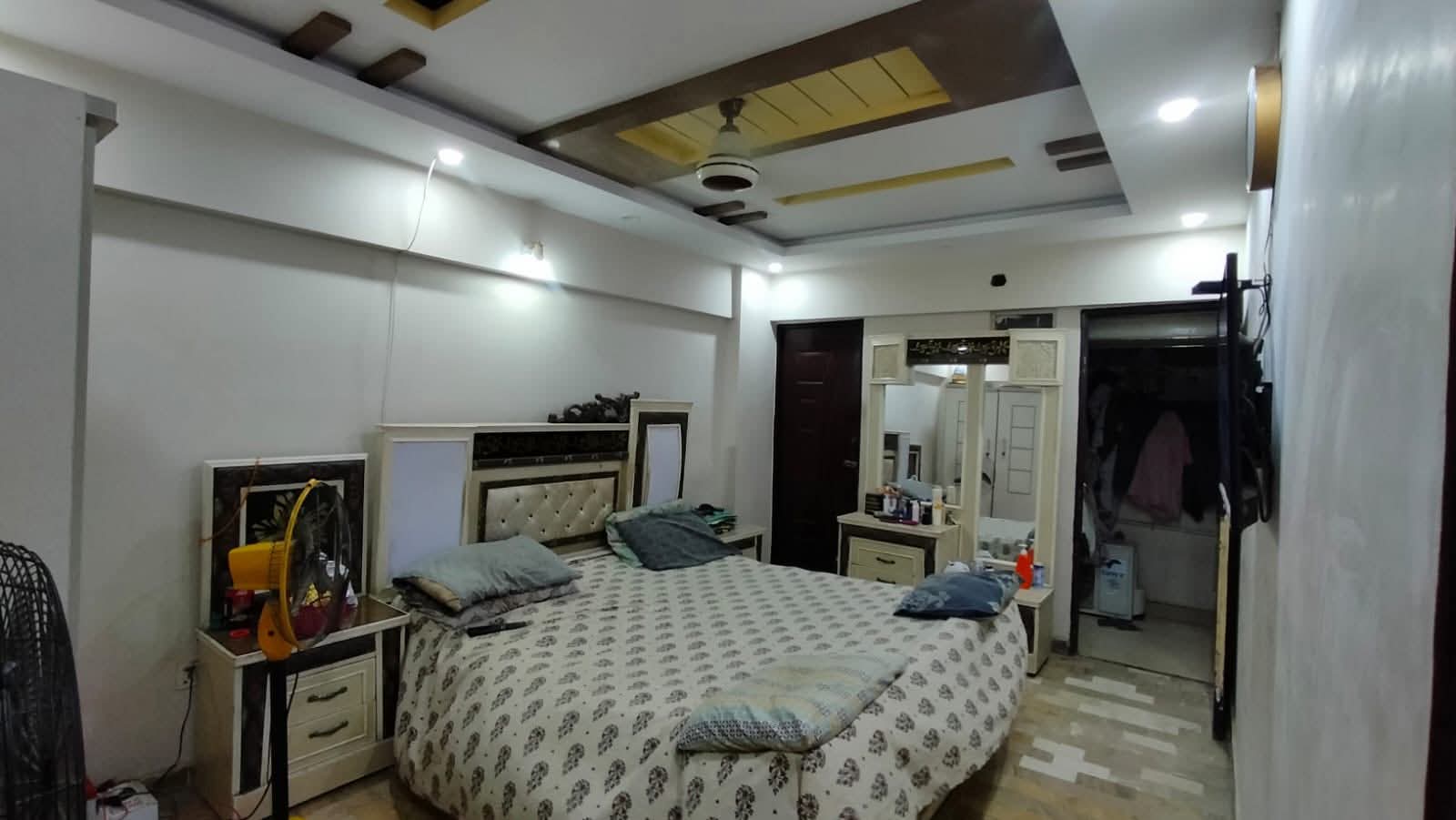 Flat for Sale