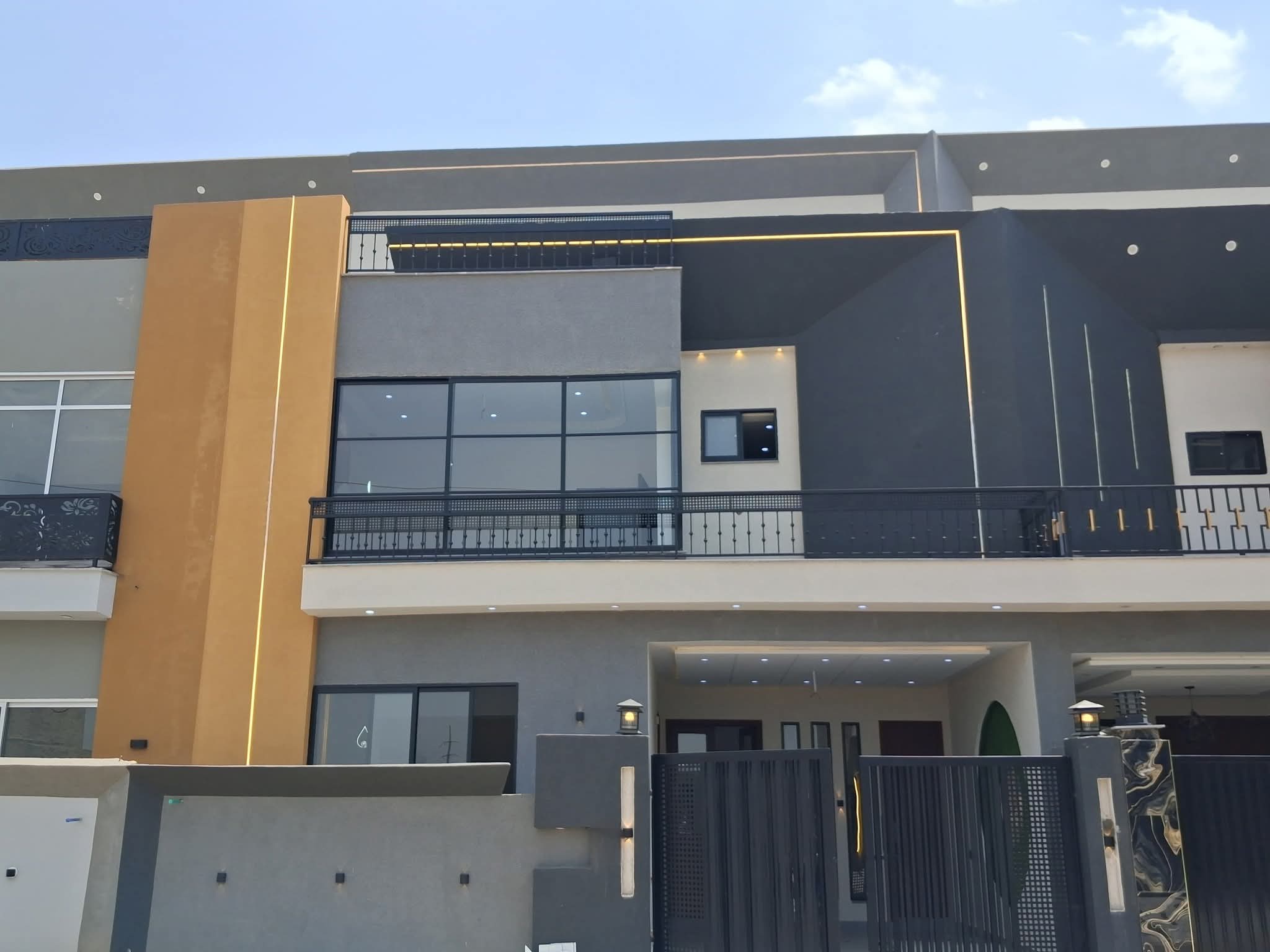 5.16 marla tripple story house for sale