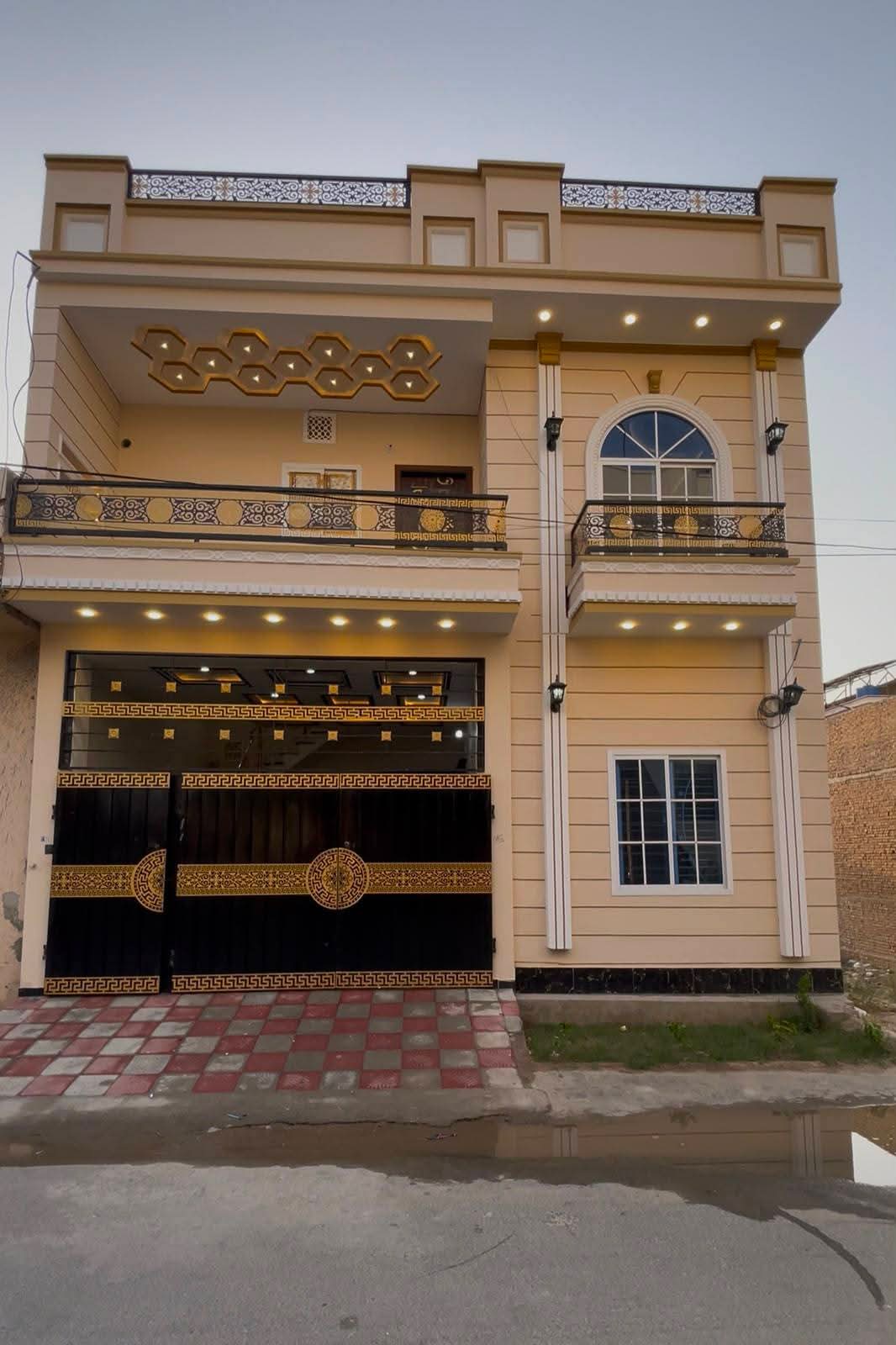 5 𝙈𝙖𝙧𝙡𝙖 Double Story House For Sale